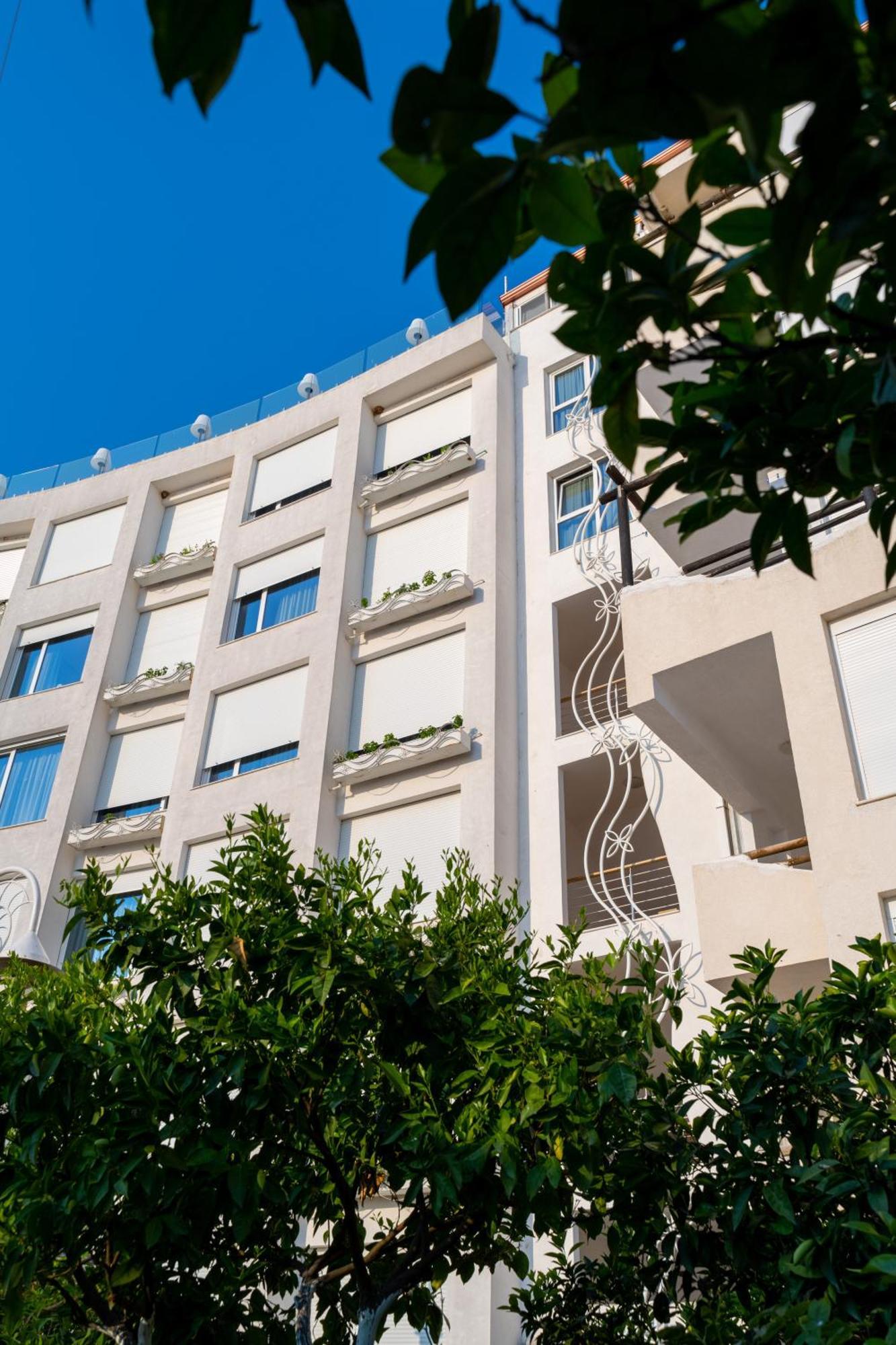 Bougainville Bay Apartments ซารานเดอ ภายนอก รูปภาพ